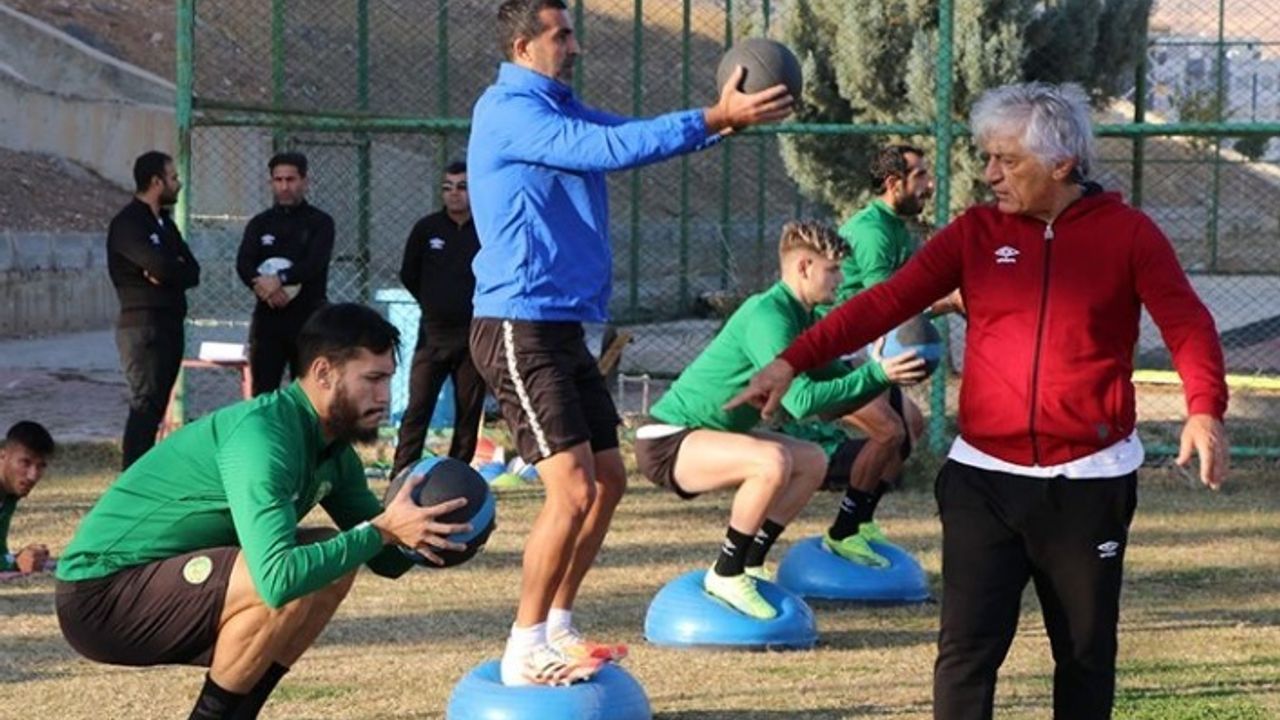 KEMAL KILIÇ HAFTAYI DEĞERLENDİRDİ: ŞAMPİYONLUK SEVİNCİNİ YAŞAYACAĞIZ!
