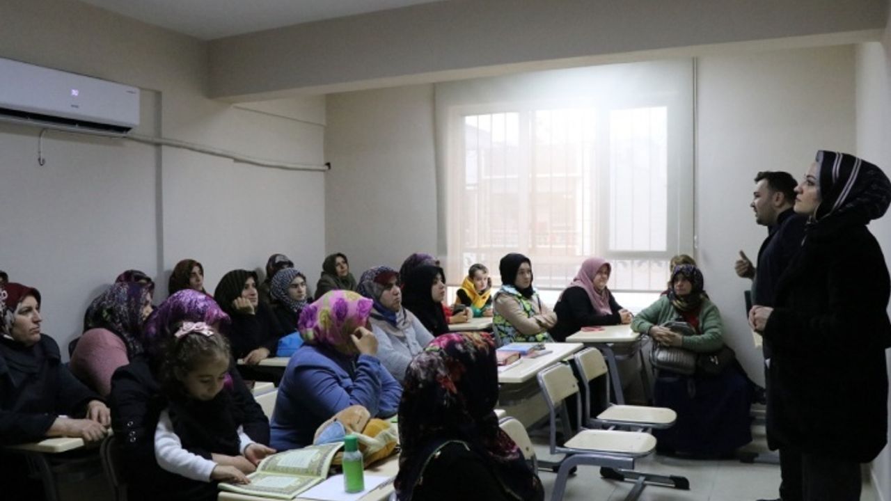 HALİLİYE BELEDİYESİNDEN KADINLARA AİLE DANIŞMANLIĞI EĞİTİMİ